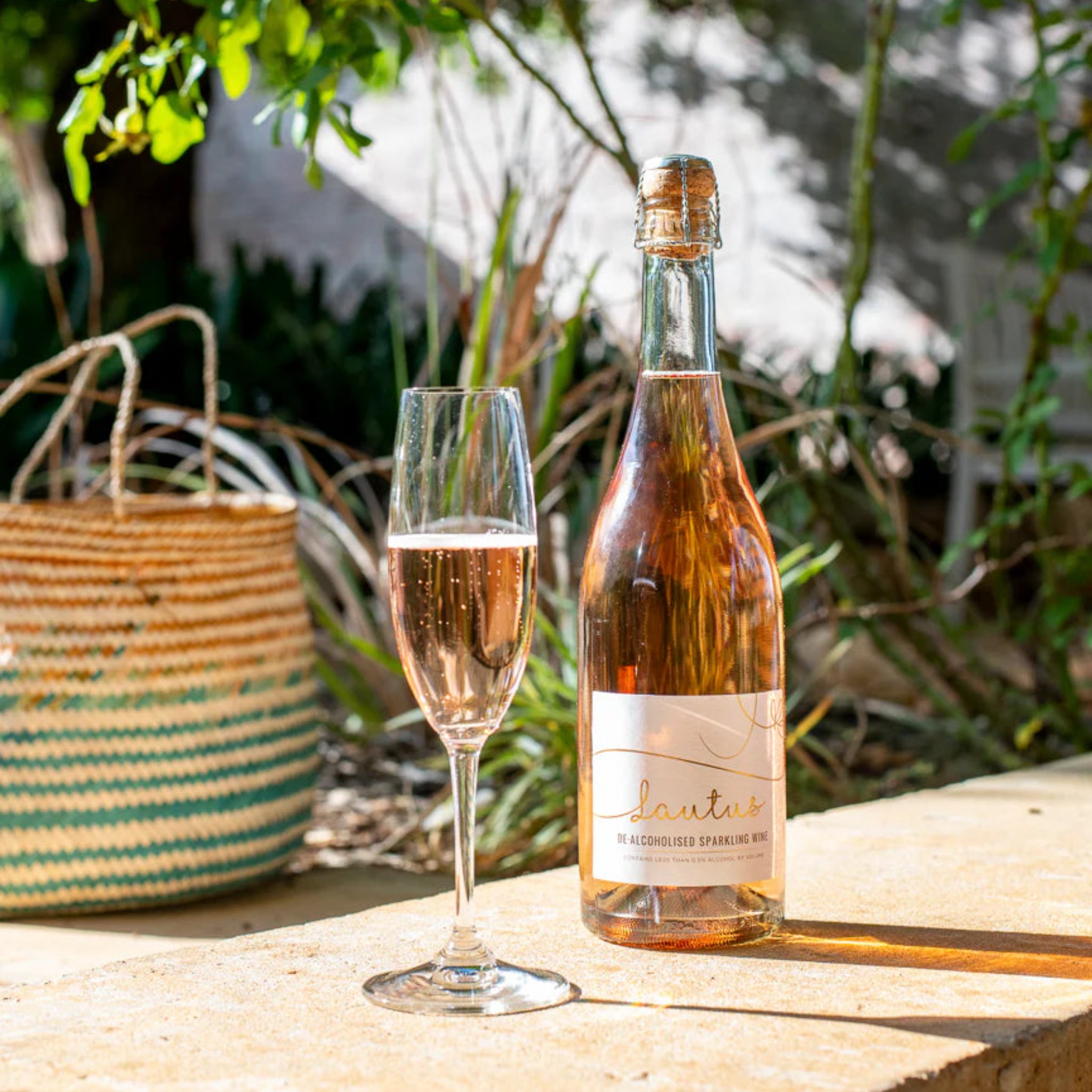 Lautus Sparkling Rosé Non-Alcoholic Wine
